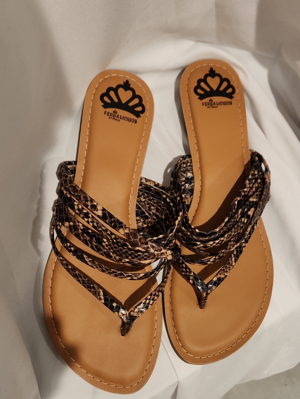 BNWB Fergalicious Silvia Snake Print Multi Strap Thong Sandals Size 10M